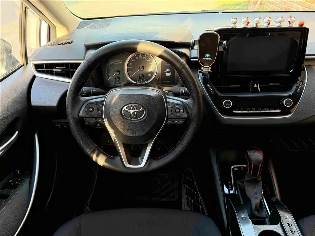 Toyota Corolla — миниатюра 5