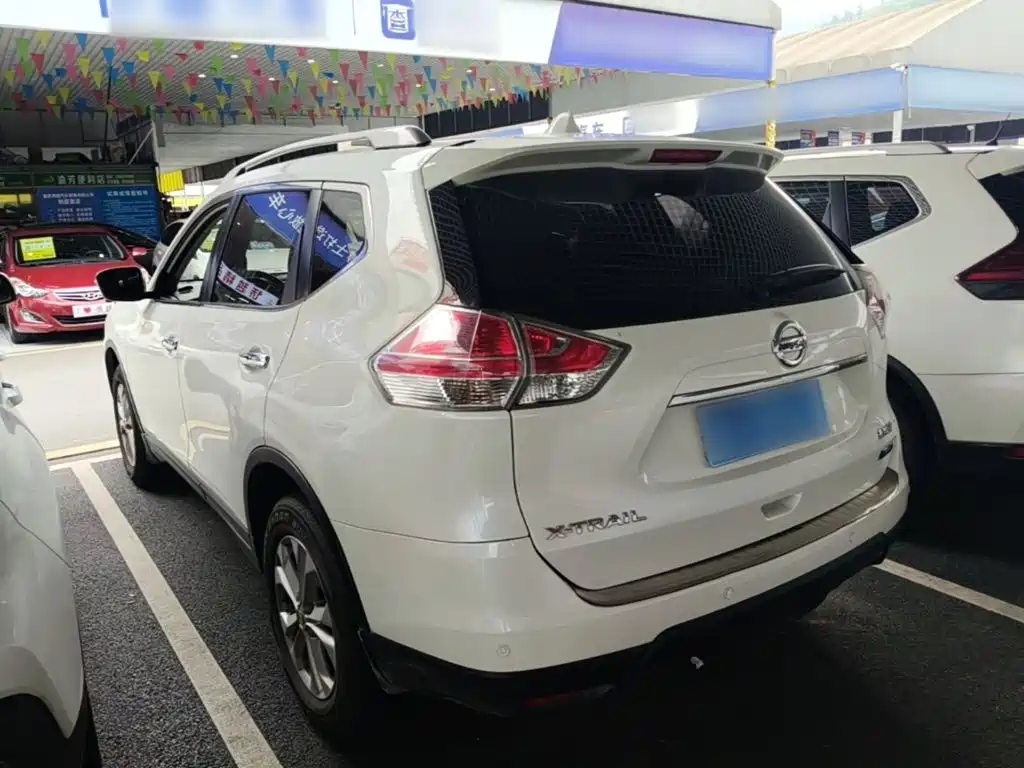 Nissan X-Trail 2014 2.0L CVT Comfort 2WD