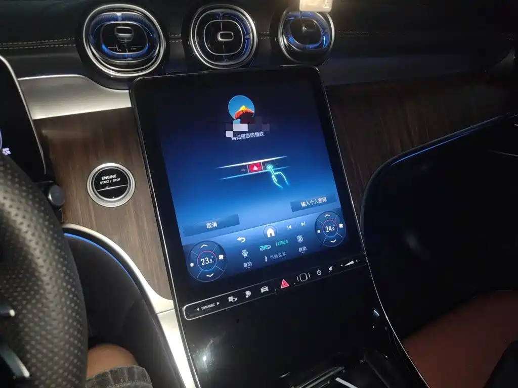Mercedes-Benz GLC New Energy — миниатюра 10