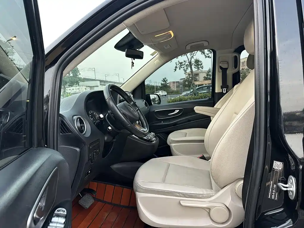 Mercedes-Benz Vito — миниатюра 9