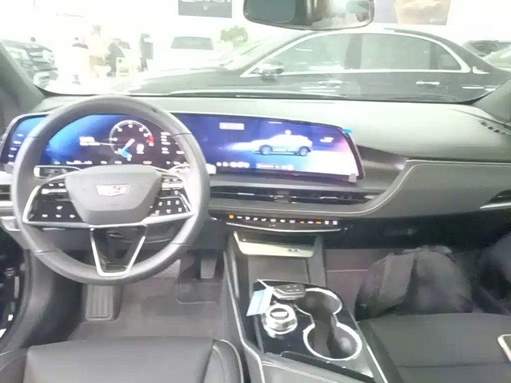 Cadillac GT4 — миниатюра 10