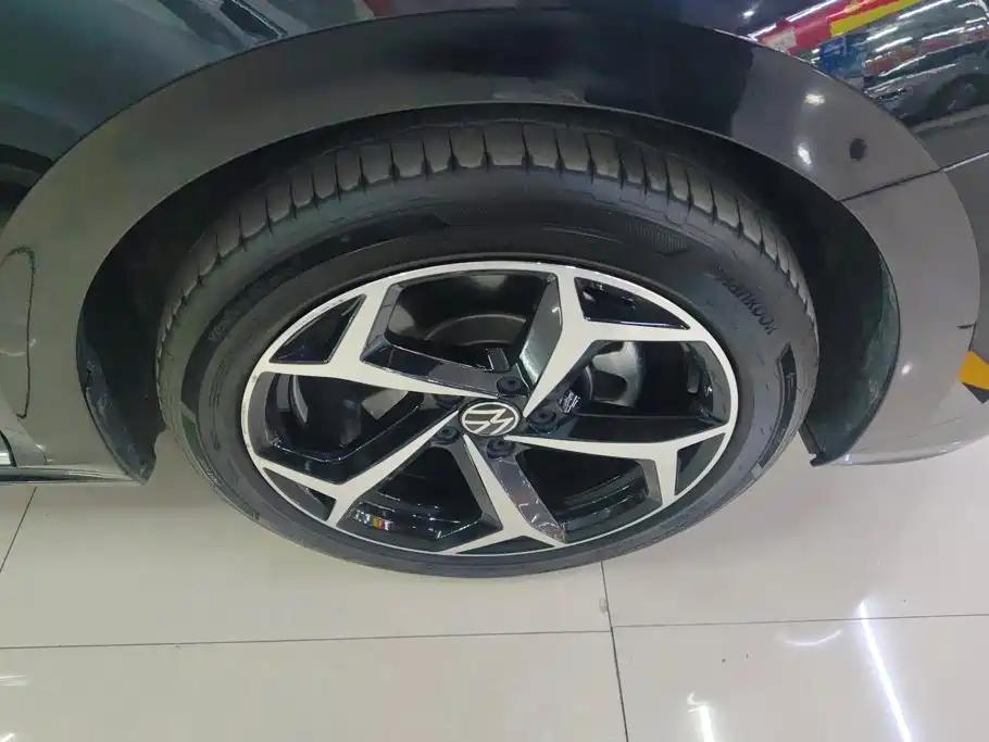 Volkswagen Passat — миниатюра 6