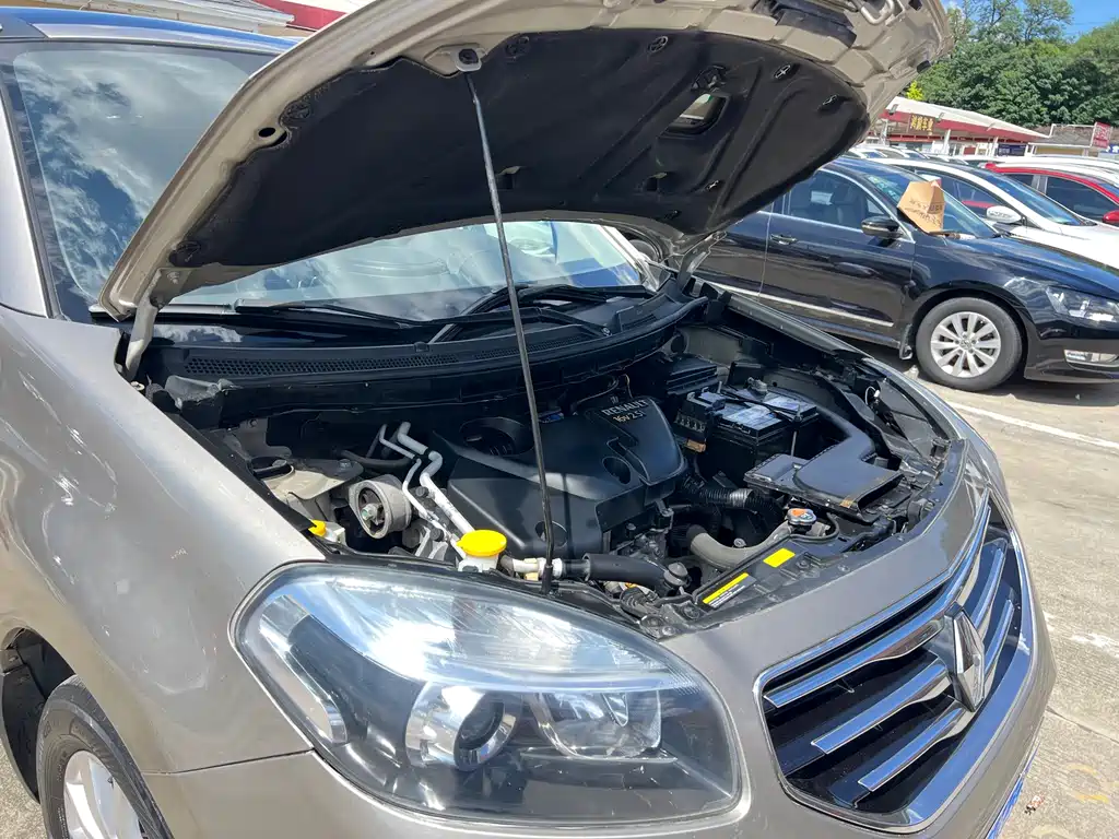 Renault Koleos (Import) — миниатюра 27