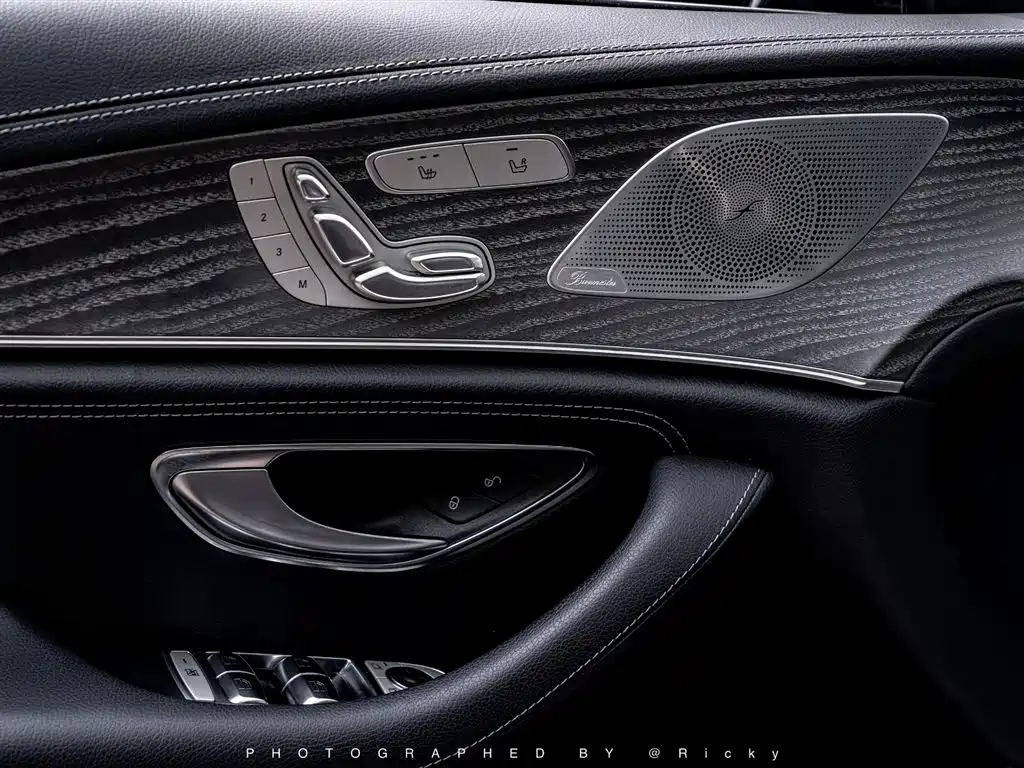 Mercedes-Benz CLS 2018 CLS 300 Luxury