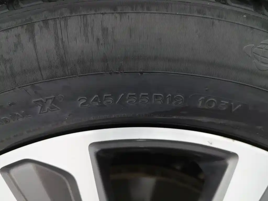 Ford Edge — миниатюра 24