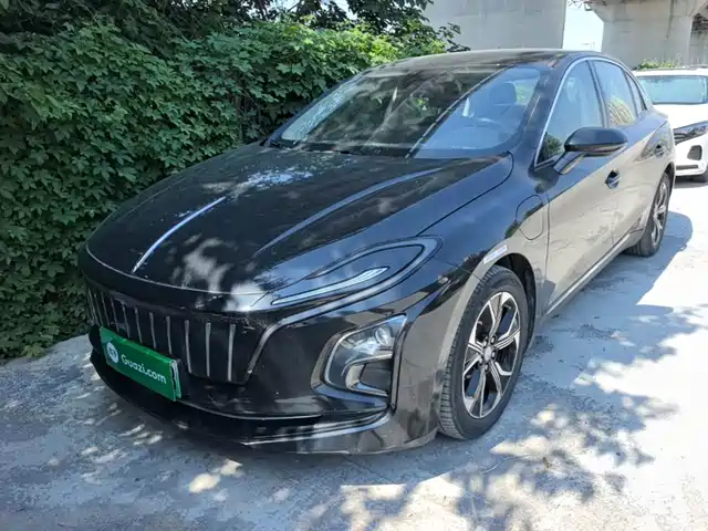 2024 Hongqi E-QM5