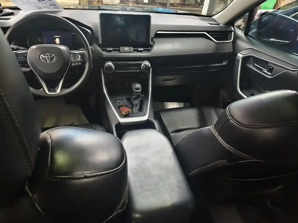 TOYOTA RAV4 RONGFANG