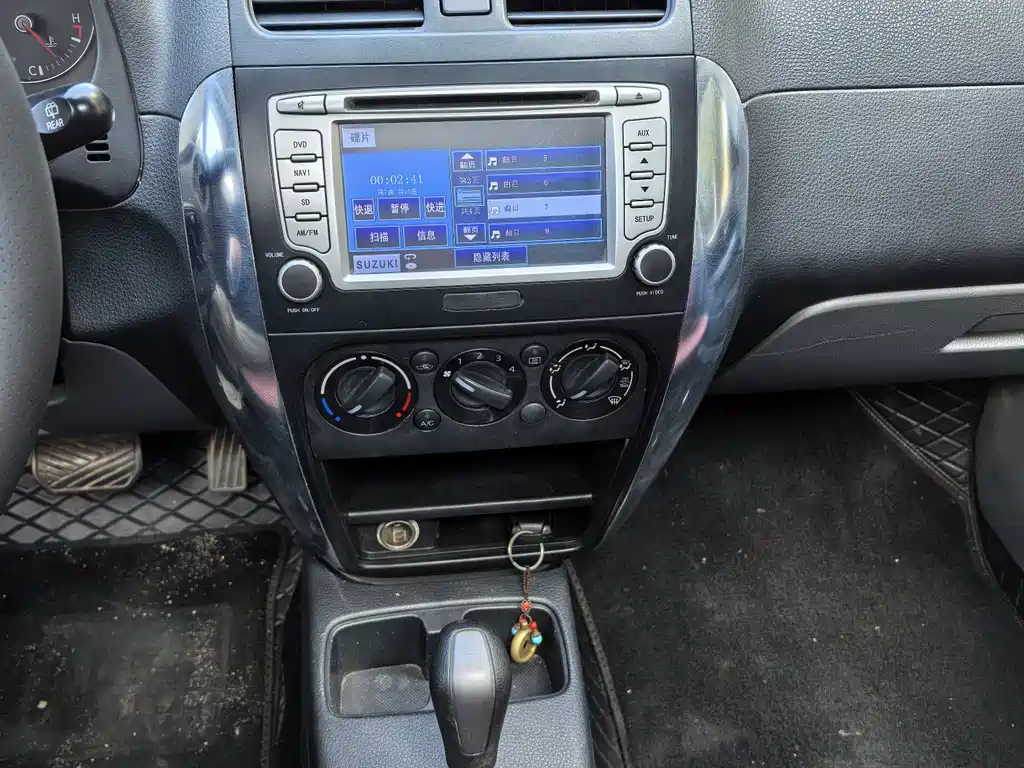 Suzuki SX4 — миниатюра 11