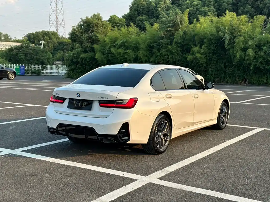 BMW 3 Series — миниатюра 9