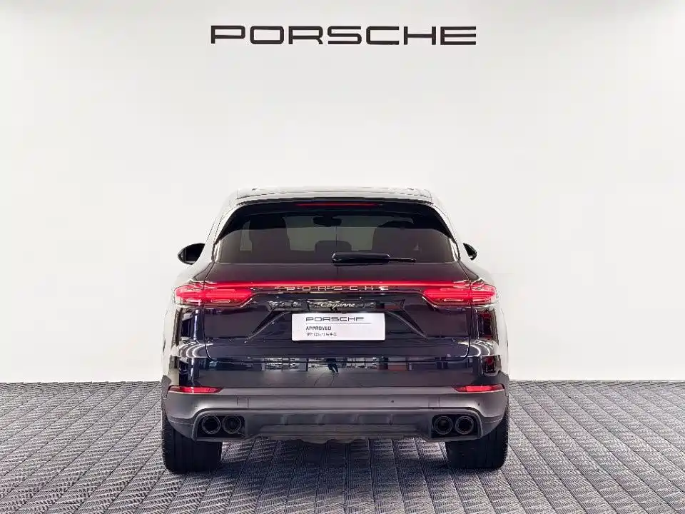 Porsche Cayenne — миниатюра 5