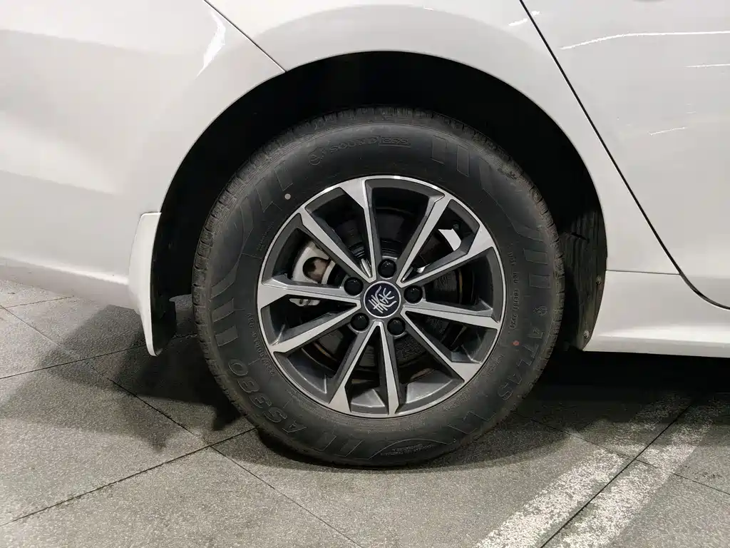BYD Qin PLUS — миниатюра 18