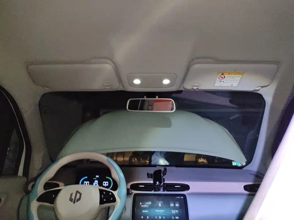 Leapmotor Leapmotor T03 — миниатюра 9