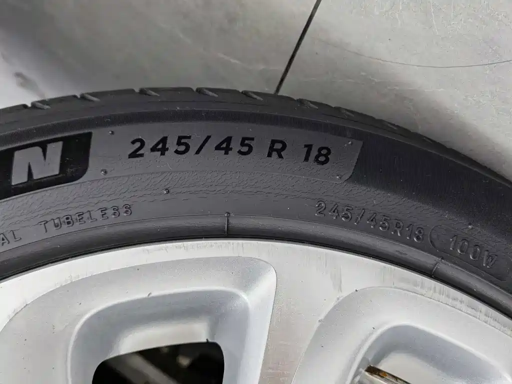 Buick LaCrosse — миниатюра 24