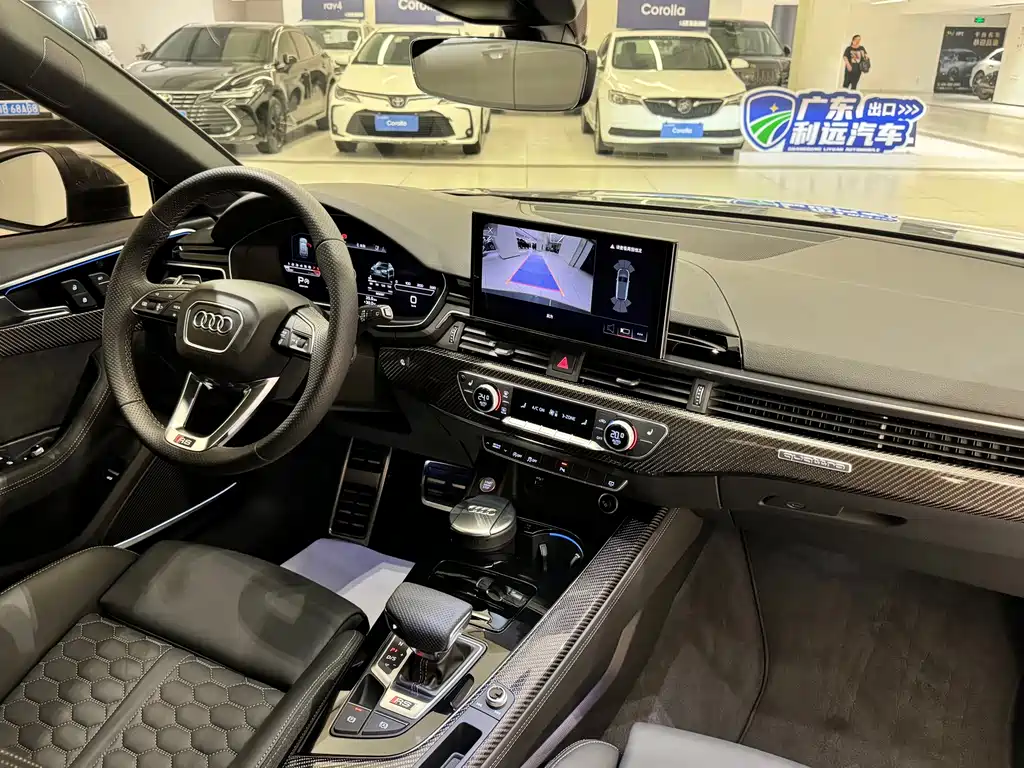 Audi RS 4 — миниатюра 7