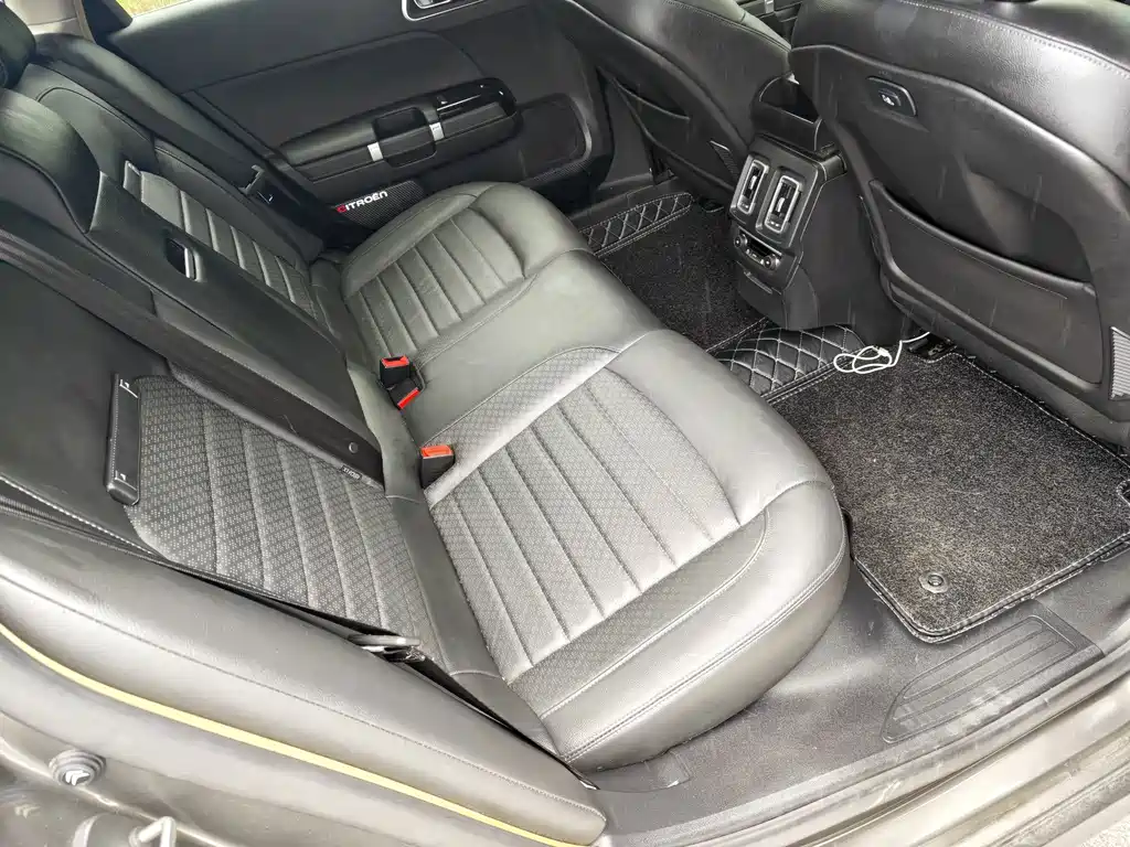 Citroen C6 — миниатюра 8