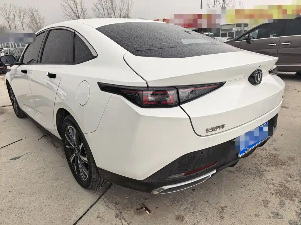 Changan Eado 2025 1.5T 500Bar Luxury