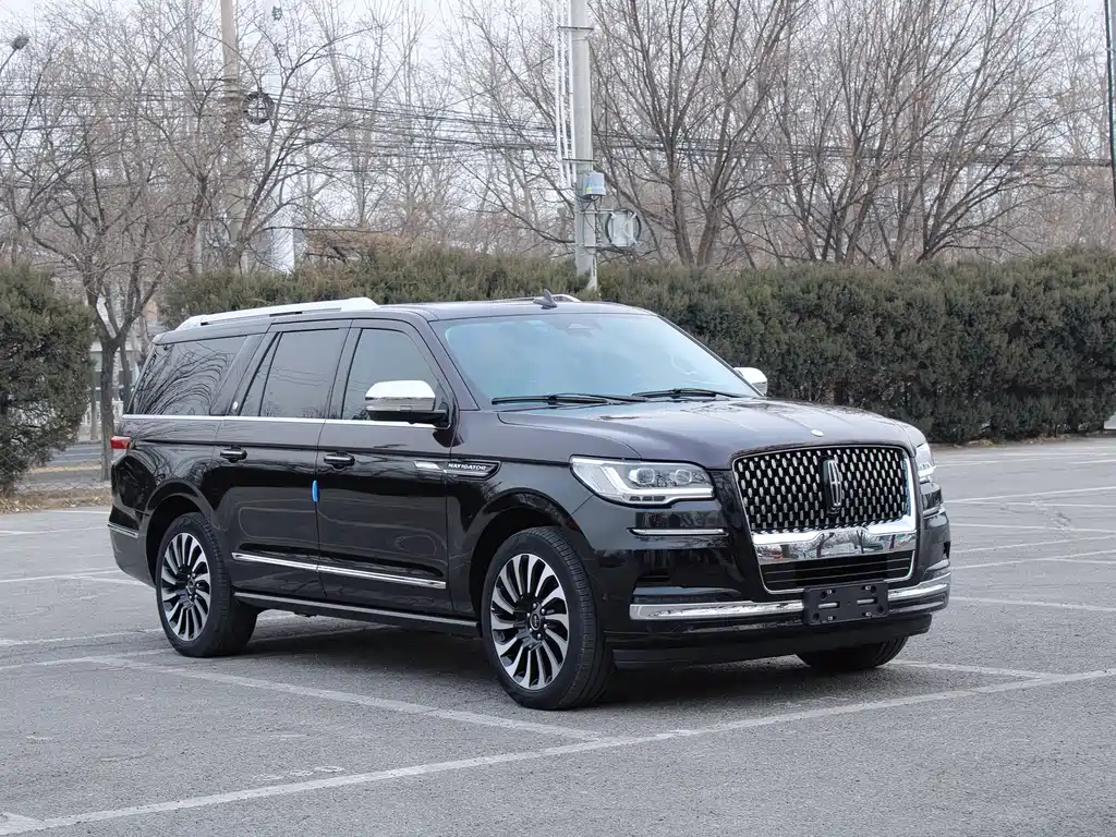 LINCOLN NAVIGATOR ONE