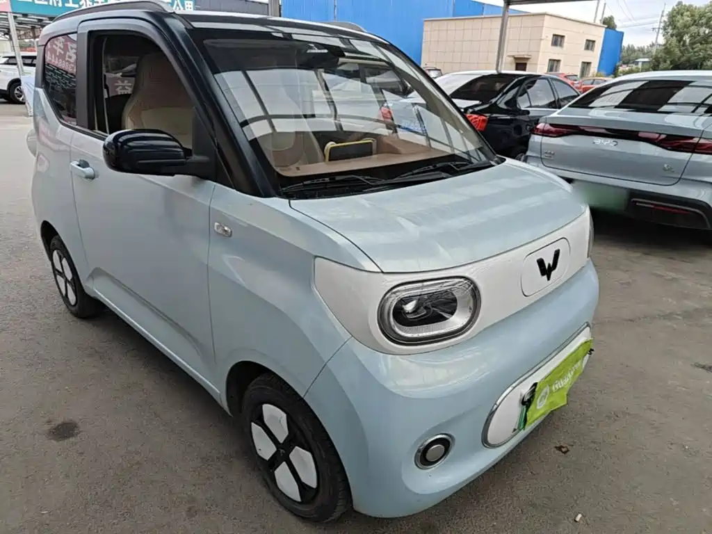 Wuling MINIEV — миниатюра 4