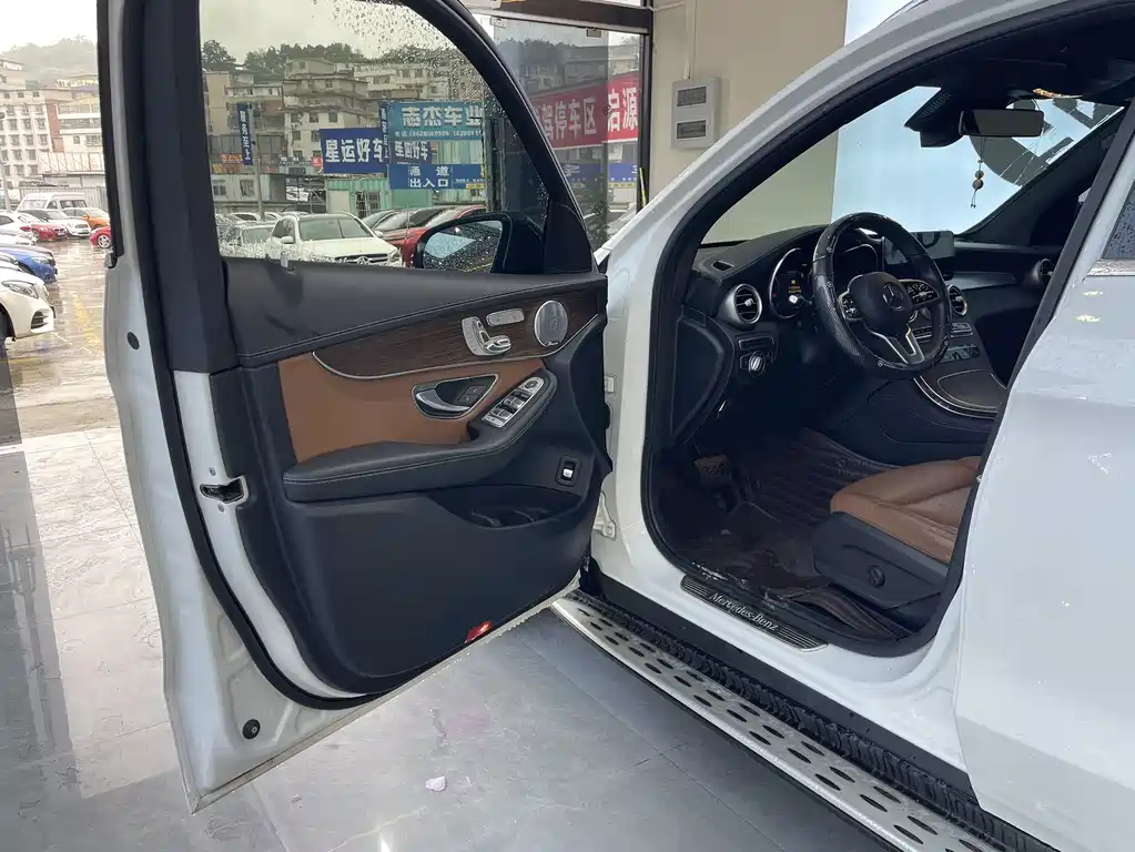 Mercedes-Benz GLC 2020 GLC 300 L 4MATIC