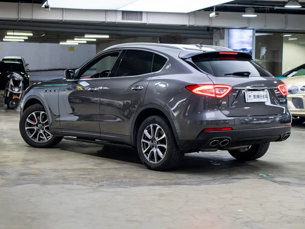 Maserati Levante — миниатюра 4