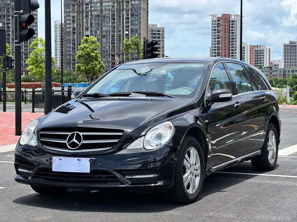 Mercedes-Benz R 2010 R 350 L 4MATIC Grand Edition