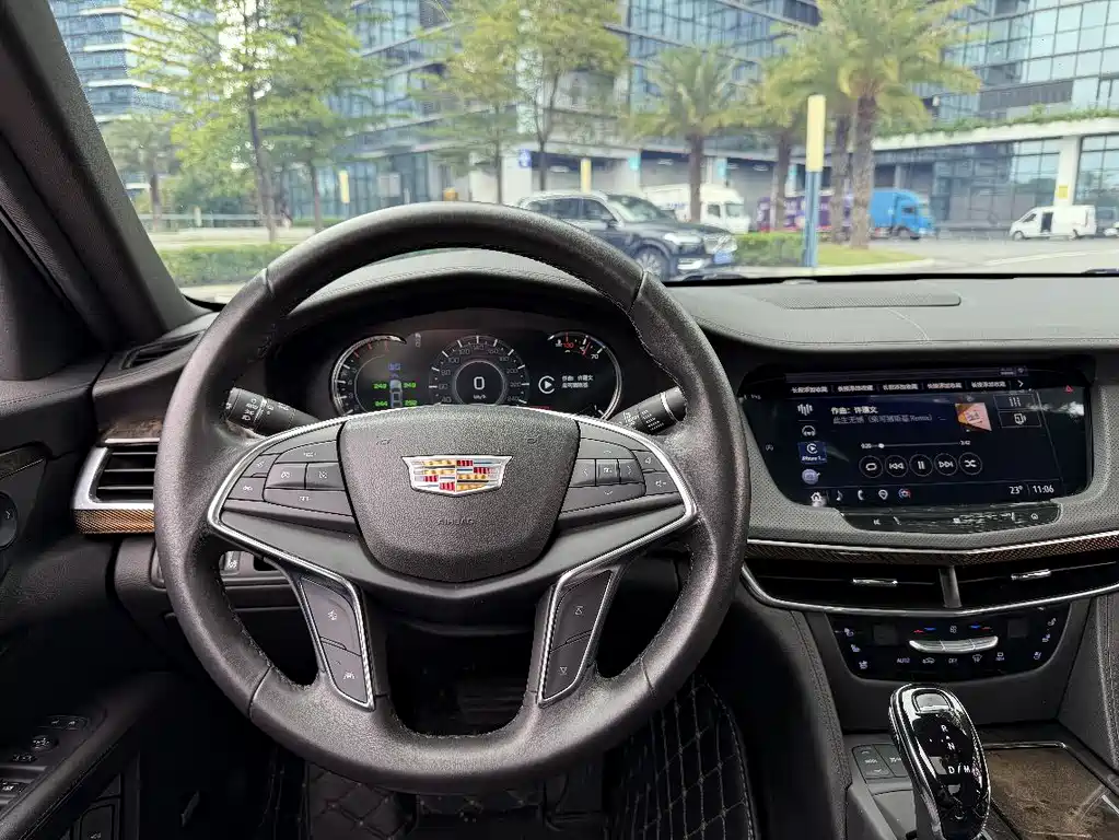 Cadillac CT6 28T Luxury Type, фото 17