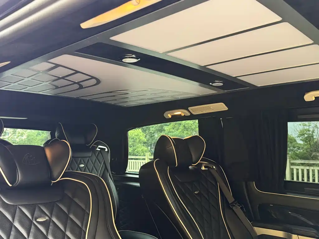 Mercedes-Benz Vito 2021 2.0T 9 мест