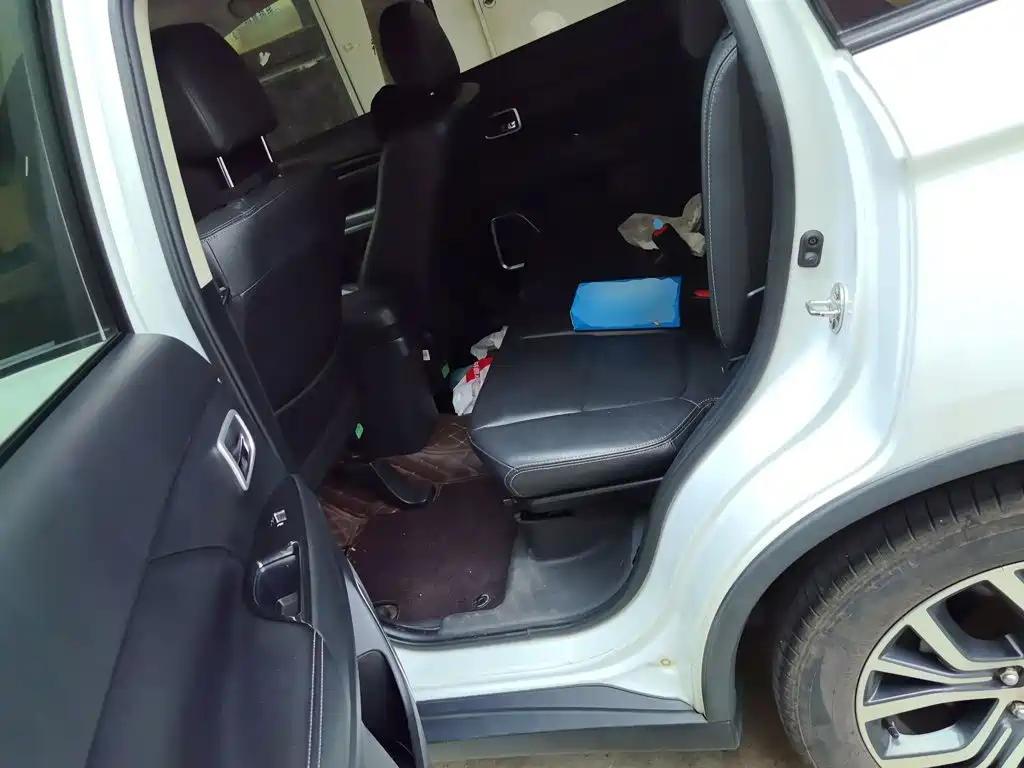 Mitsubishi Outlander — миниатюра 18