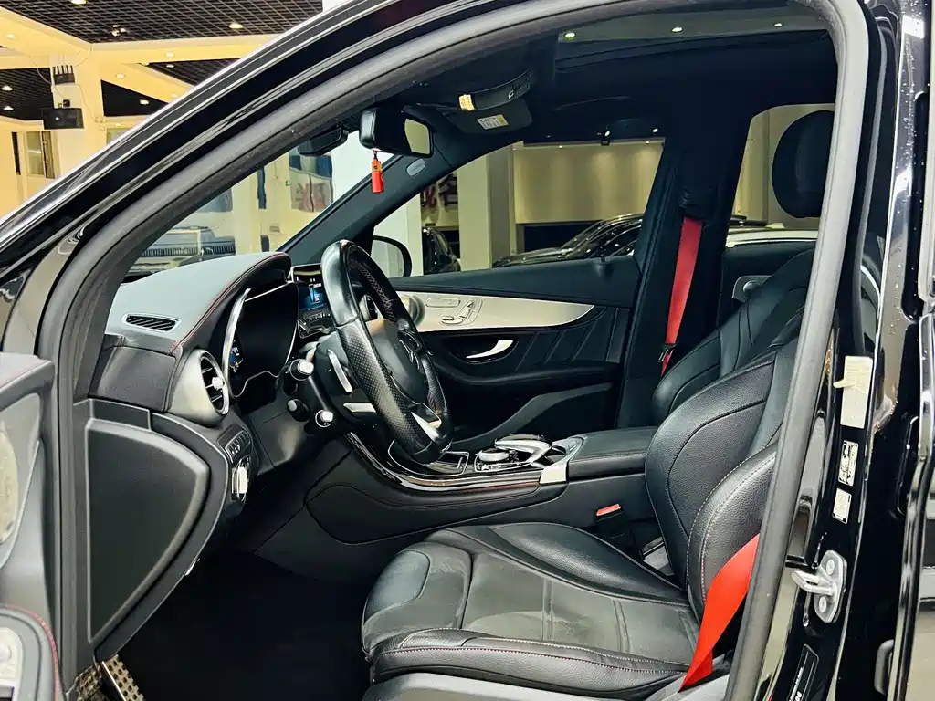 Mercedes-Benz GLC A MG 2017 AMG GLC 43 4MATIC