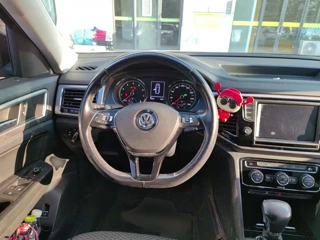 Volkswagen Teramont — миниатюра 11