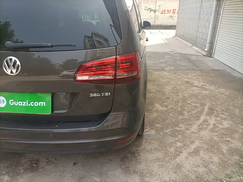 Volkswagen Xia 2018 380TSI 7 мест