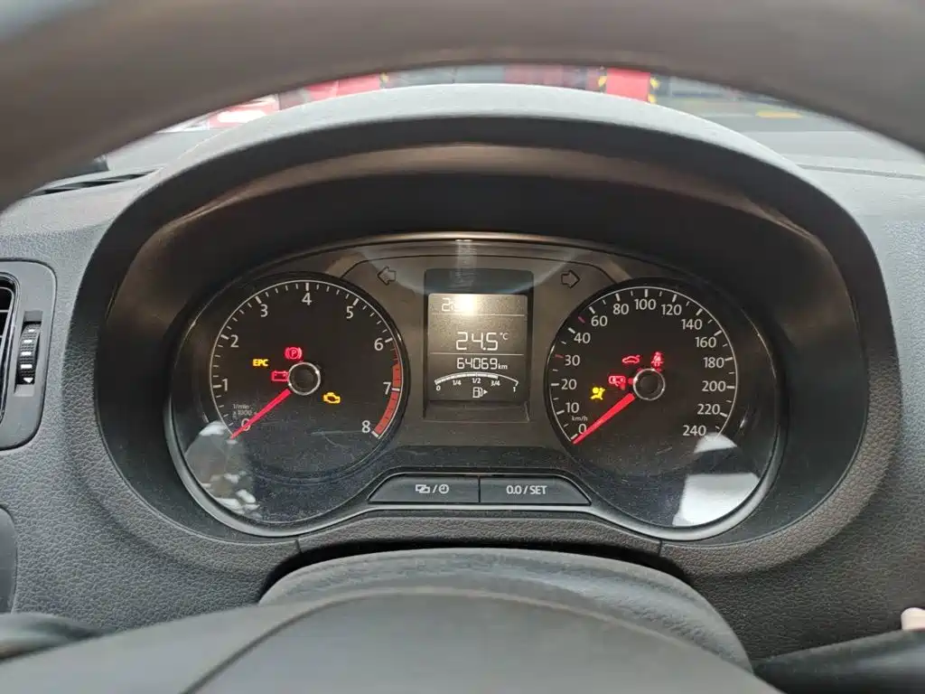 Volkswagen Polo — миниатюра 12