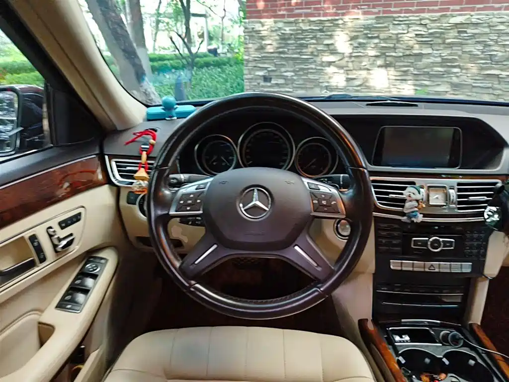 Mercedes-Benz E-Class E 2015 E 200 L