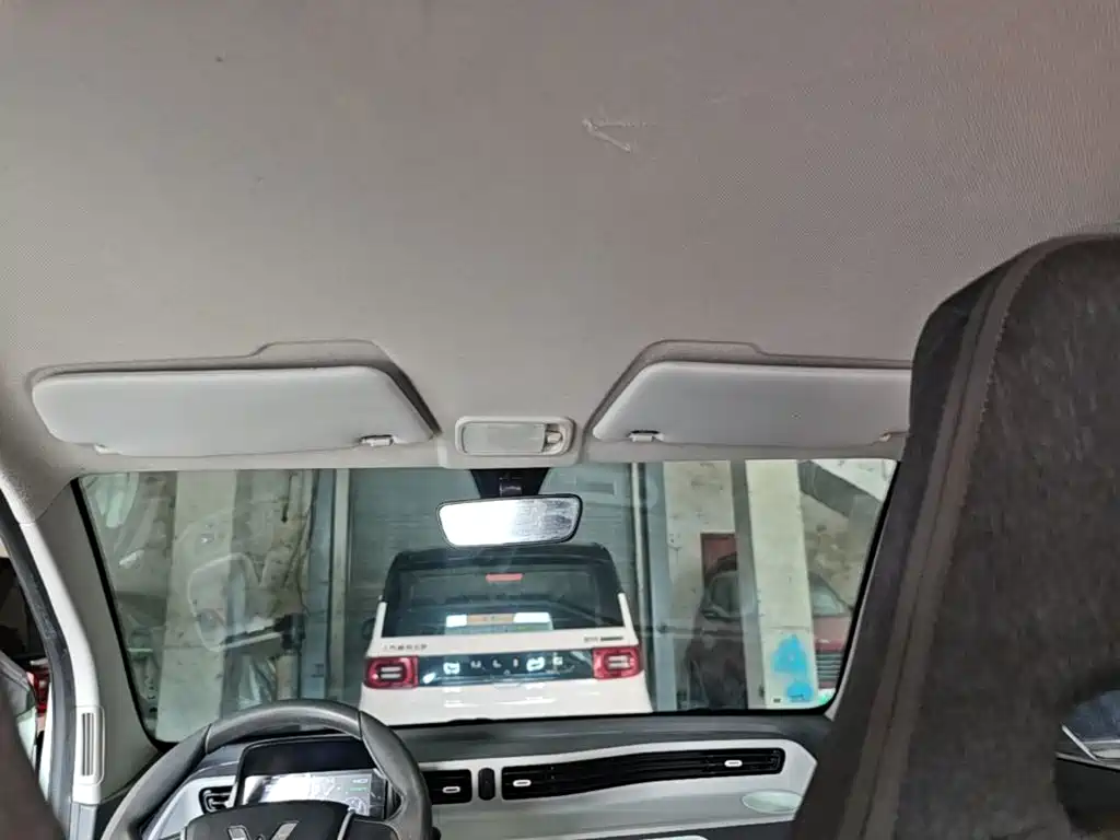 Wuling MINIEV — миниатюра 18