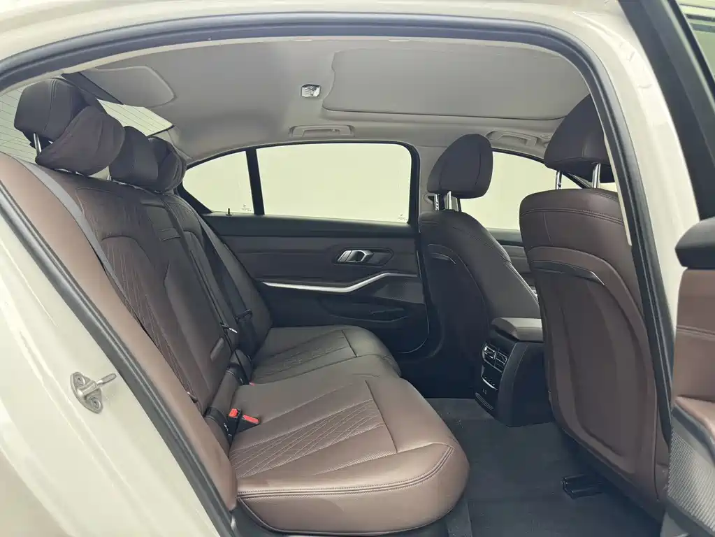 BMW 3 Series 3 2023 325Li M Sport