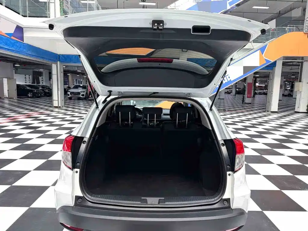 Honda Vezel — миниатюра 13