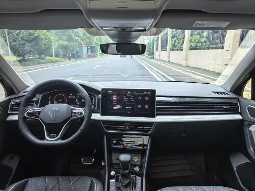 Volkswagen Tiguan L — миниатюра 9
