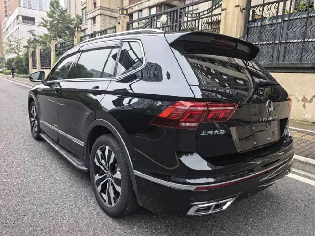 Volkswagen Tiguan L — миниатюра 4