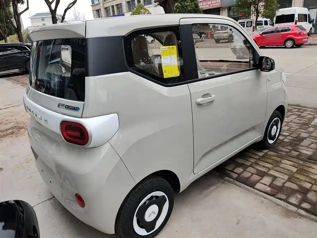Wuling Mini EV MINIEV 2024 215km