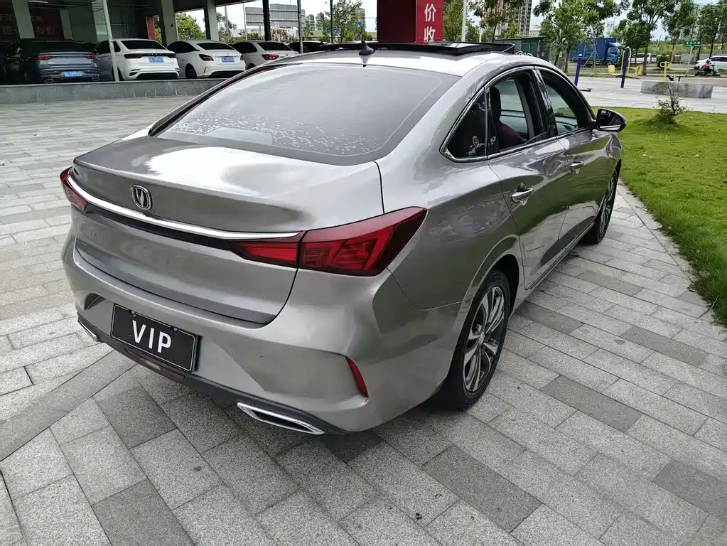Changan Eado — миниатюра 10