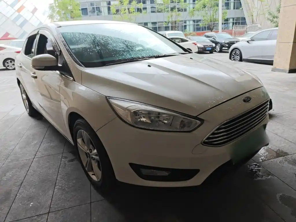 Ford Focus — миниатюра 4