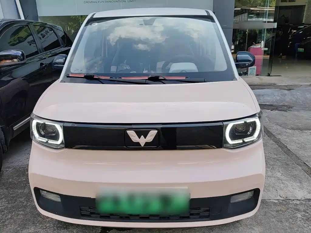 Wuling MINIEV — миниатюра 3