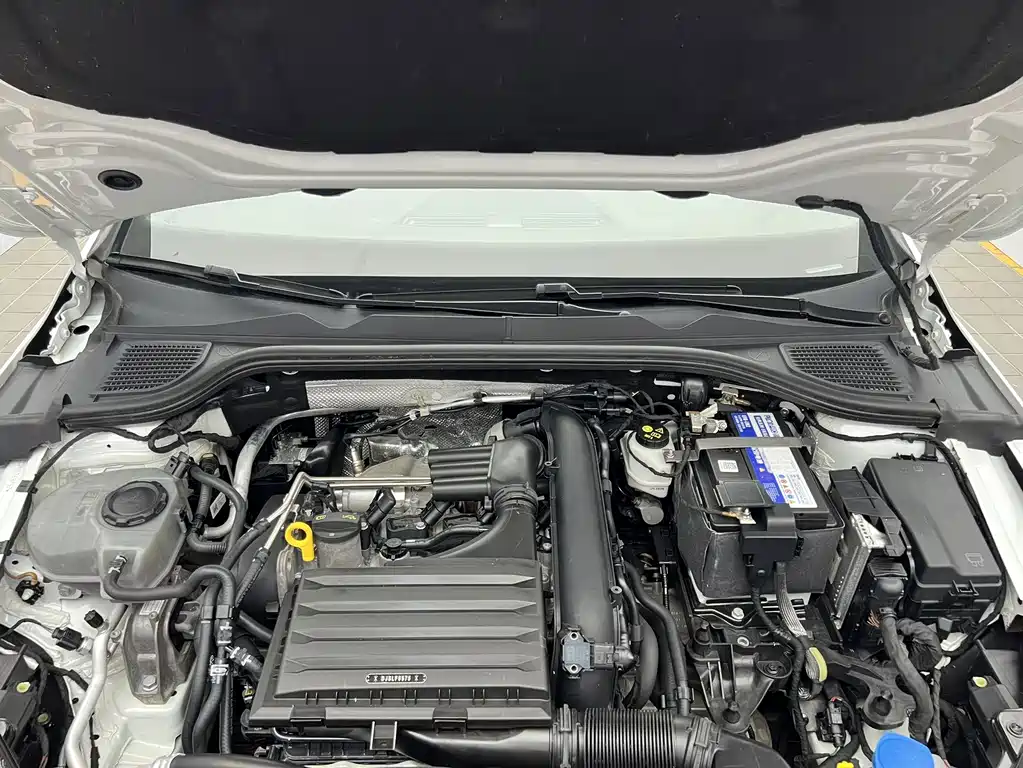Volkswagen Golf — миниатюра 17