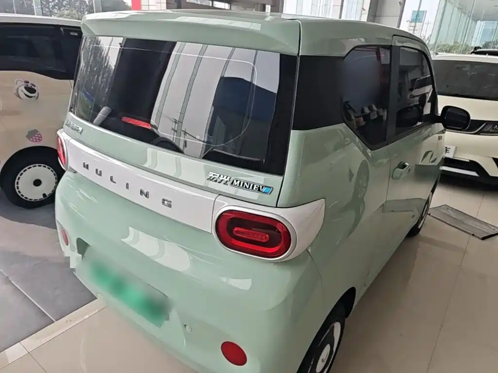 Wuling MINIEV — миниатюра 7