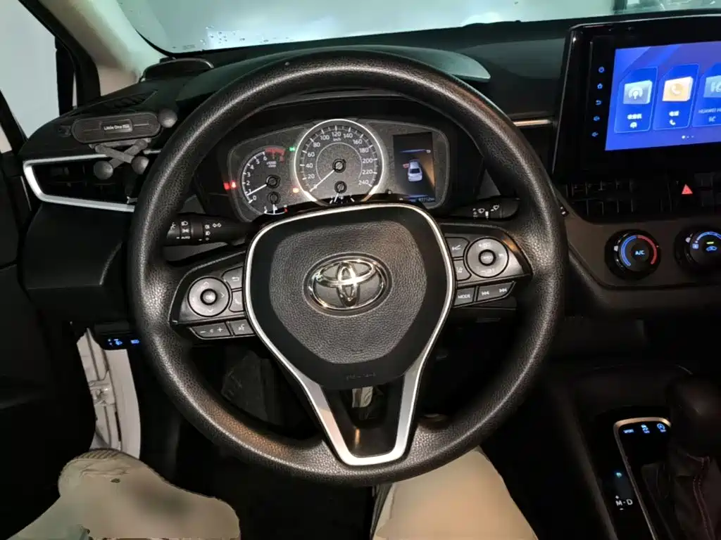 Toyota Corolla — миниатюра 11