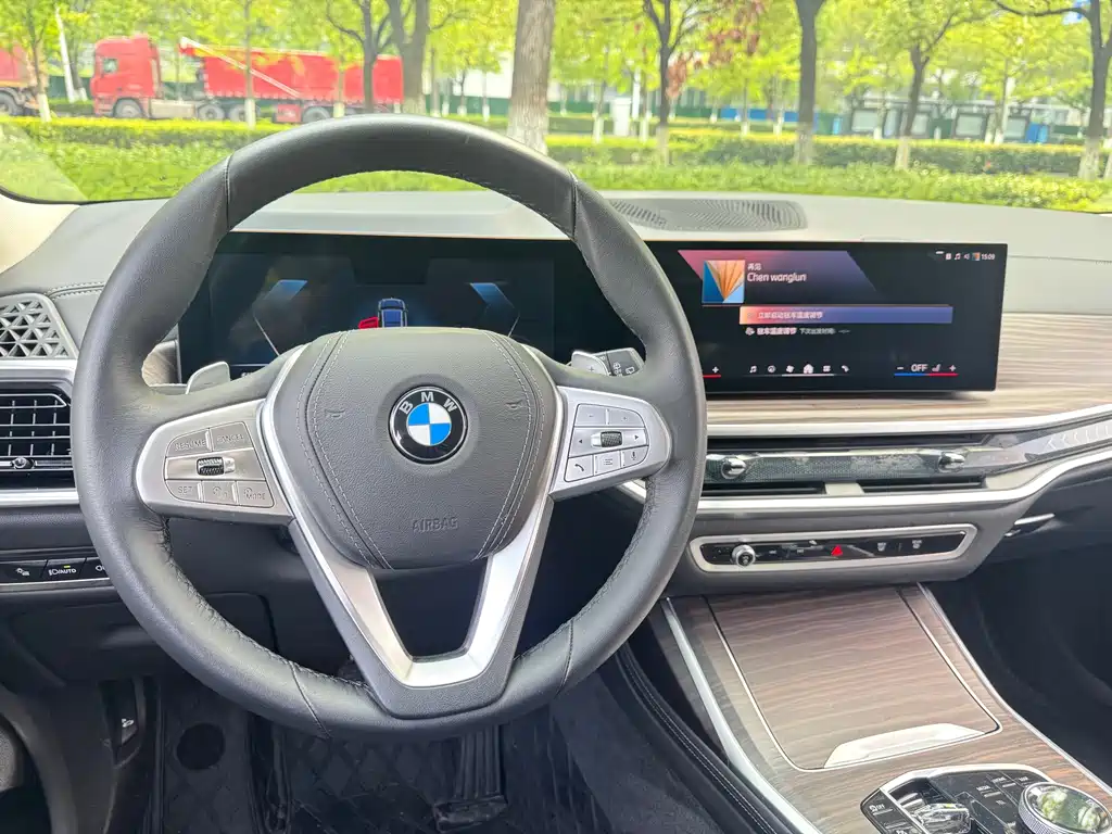 BMW X7 — миниатюра 3