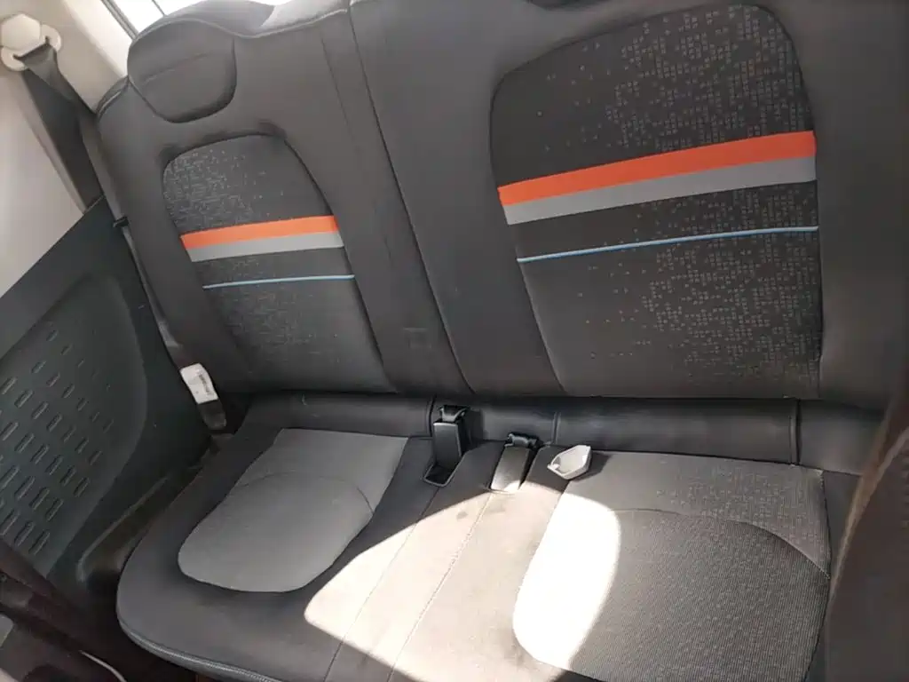 Wuling MINIEV — миниатюра 17