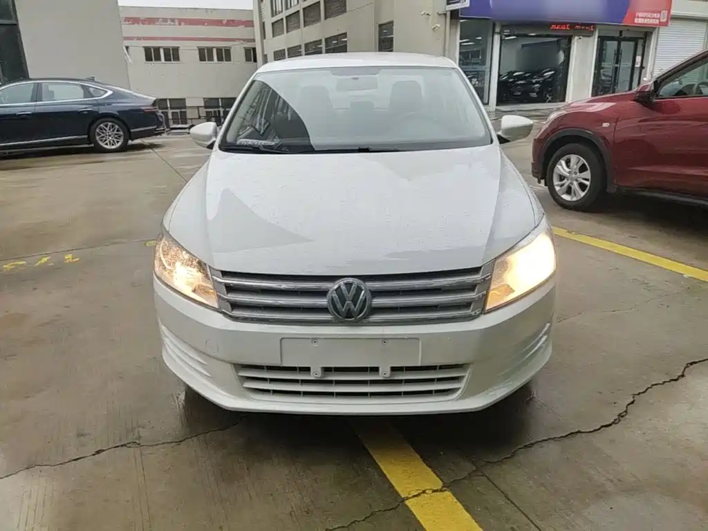 Volkswagen Santana — миниатюра 3