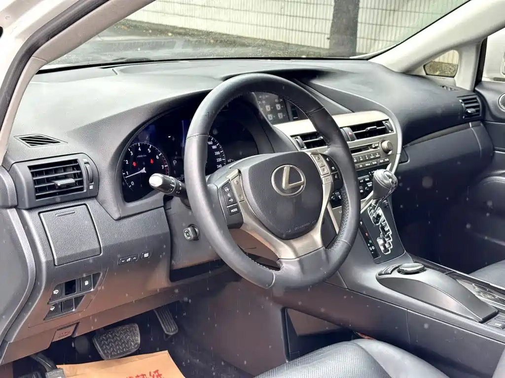 Lexus RX Classic — миниатюра 11