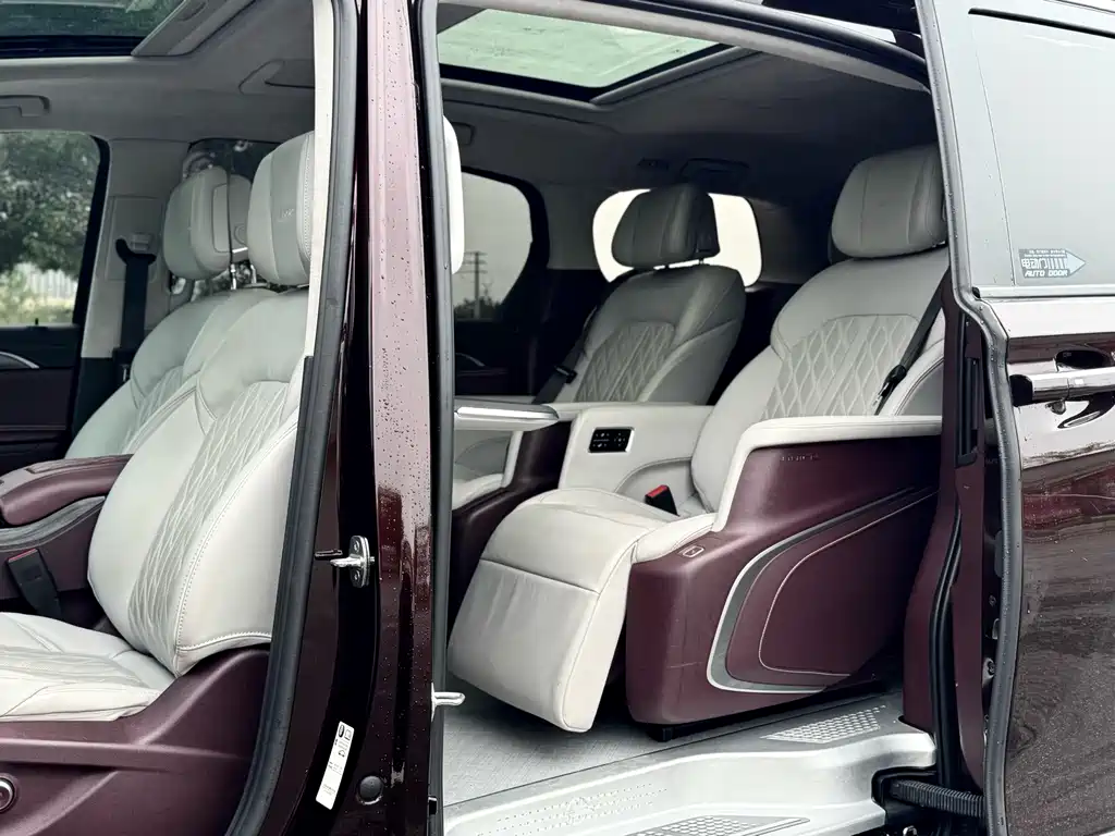 Buick GL8 — миниатюра 13